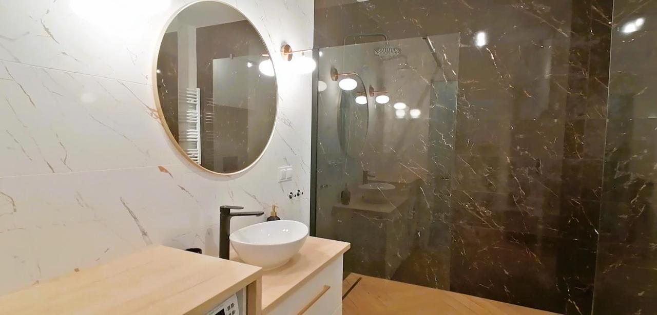 Apartament Ogrody Leszno  Εξωτερικό φωτογραφία