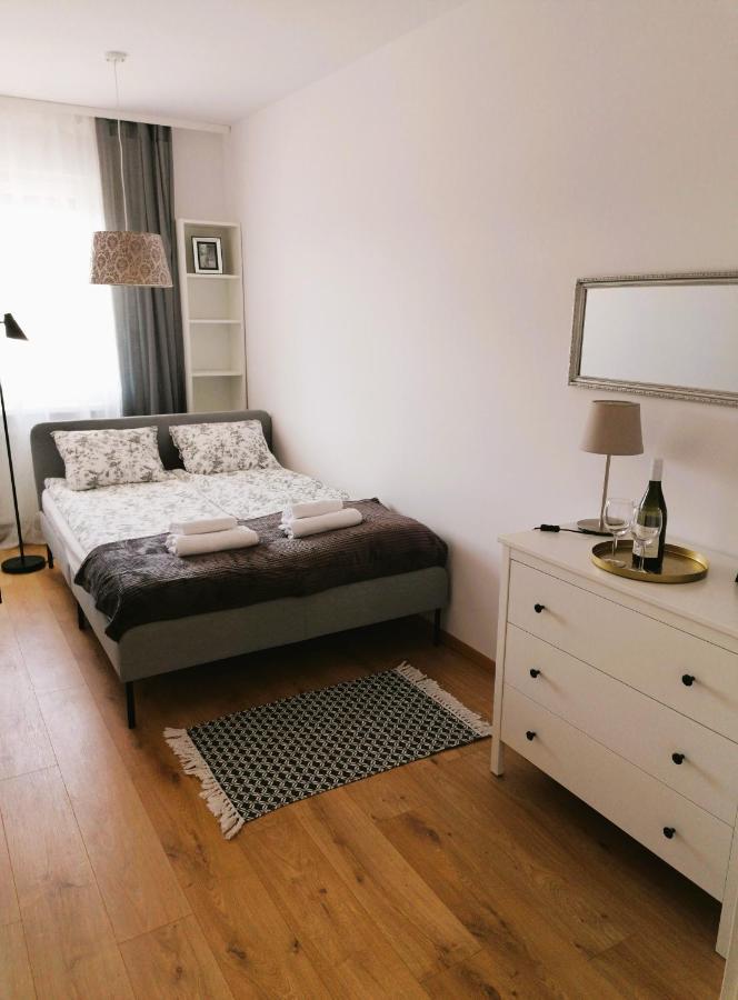 Apartament Ogrody Leszno  Εξωτερικό φωτογραφία
