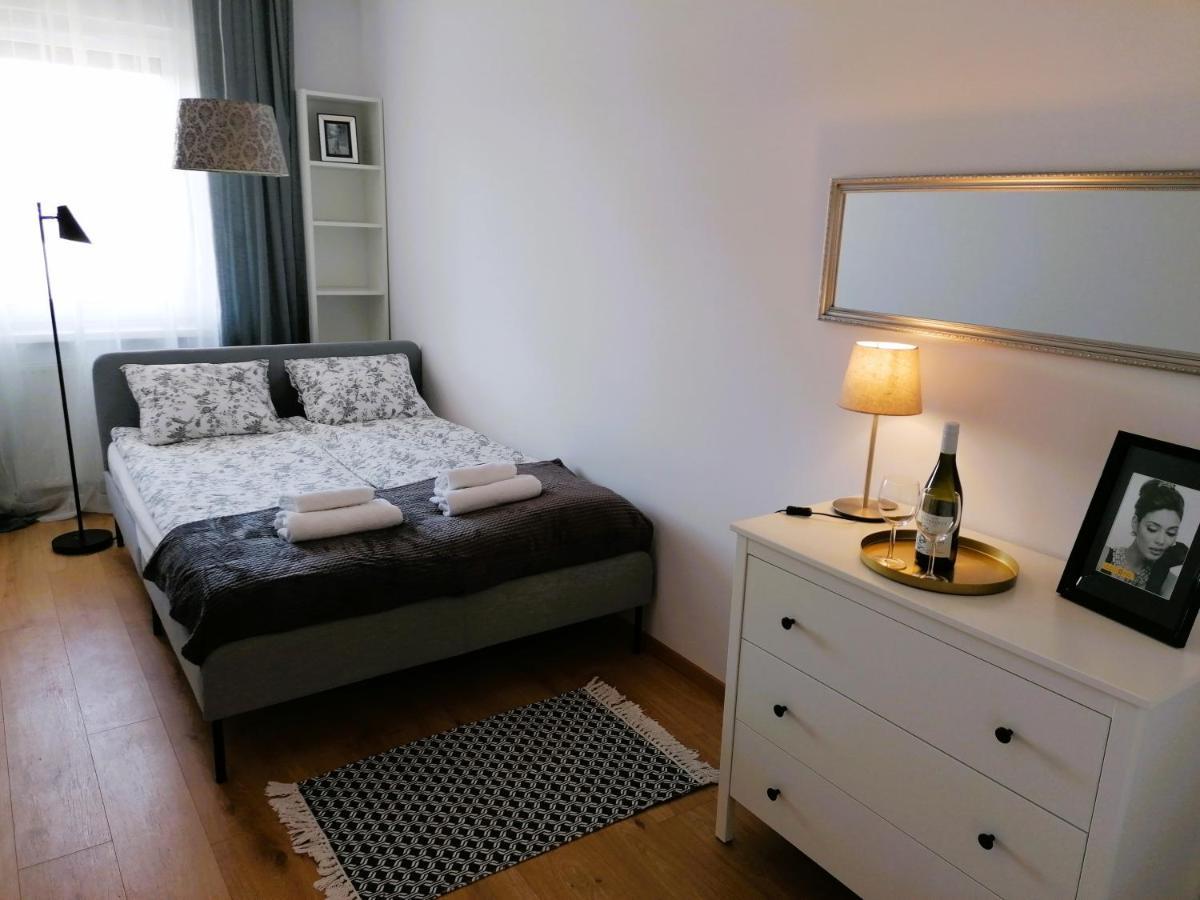 Apartament Ogrody Leszno  Εξωτερικό φωτογραφία
